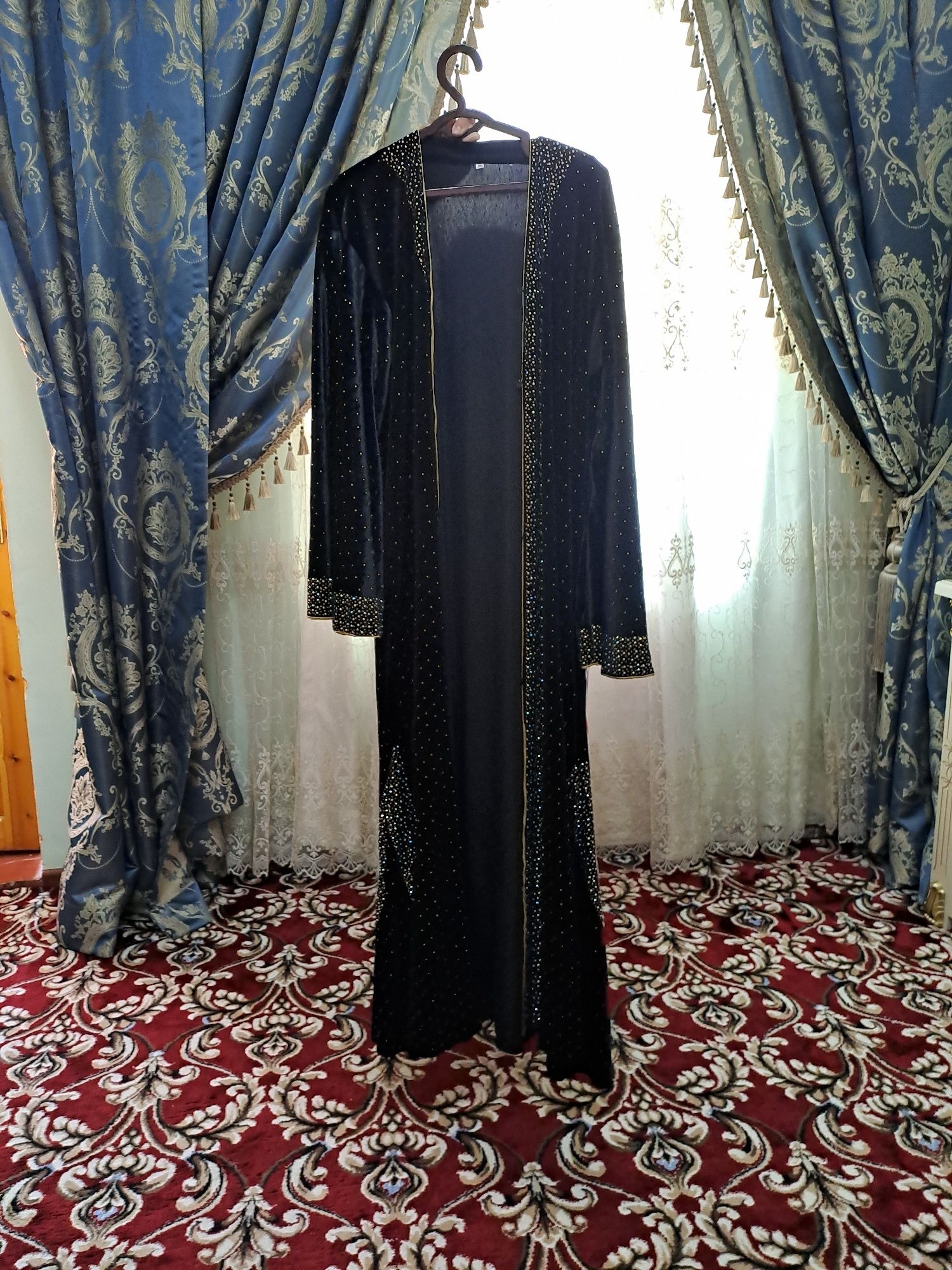 Abaya ko'ylak sotiladi