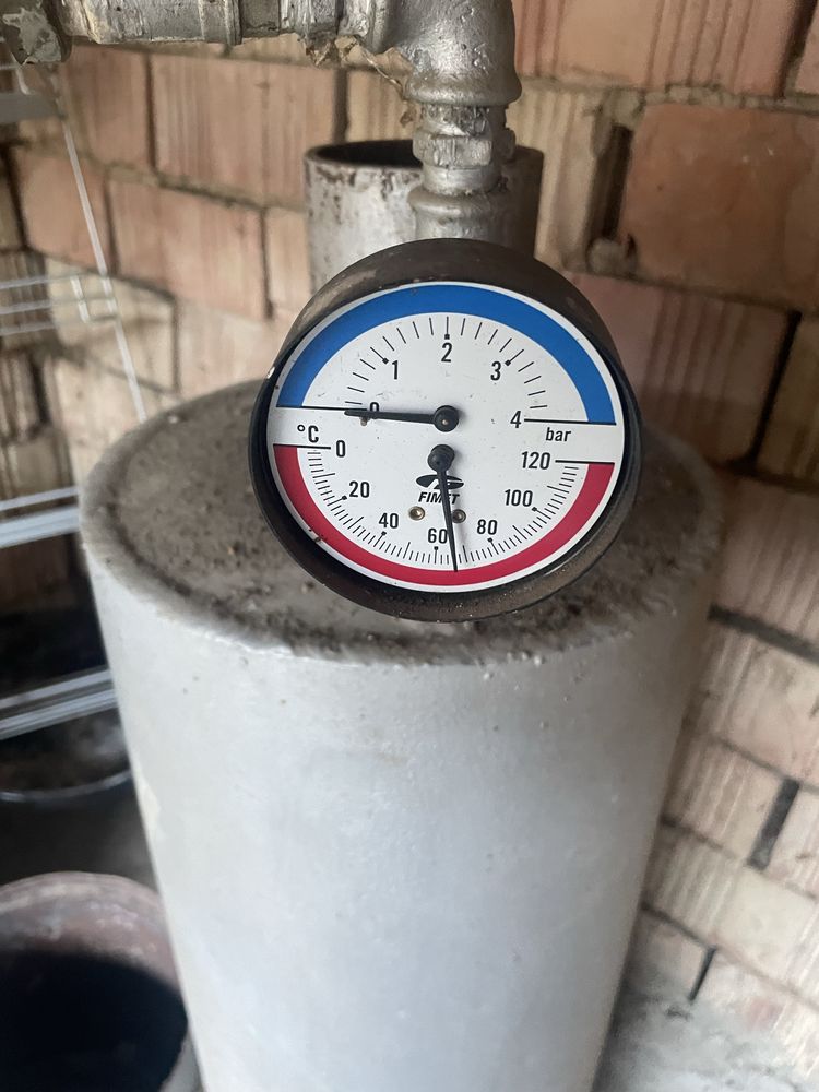 Boiler pe lemne  nu ie spart e foarte bun