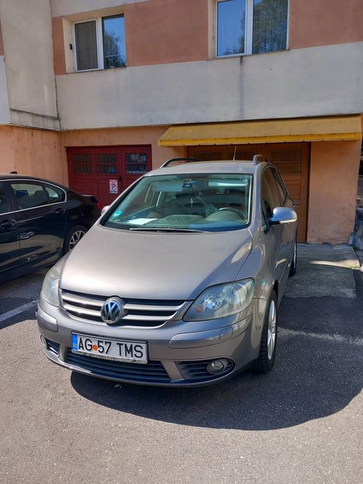 Volkswagen Golf Plus al doilea proprietar ,stare f. buna ,tinuta in garaj ,valabilitate ITP