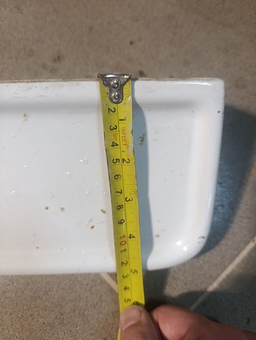 Стара порцеланова лавица за баня и сапунерка