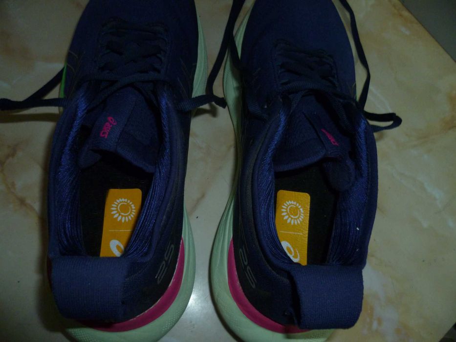 ASICS маратонки №41