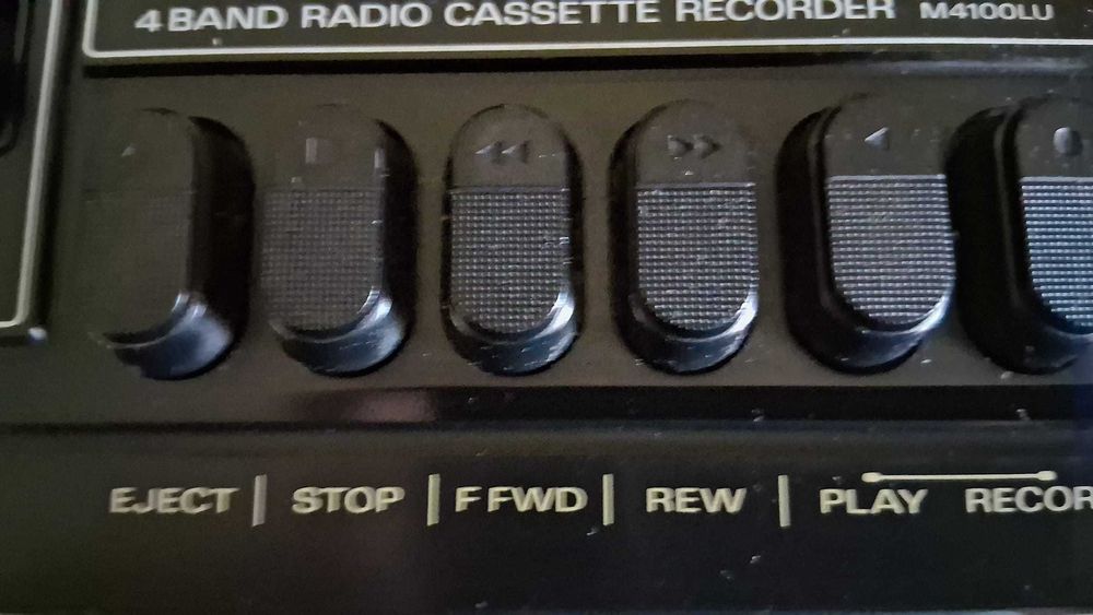 Radiocasetofon stereo Sanyo