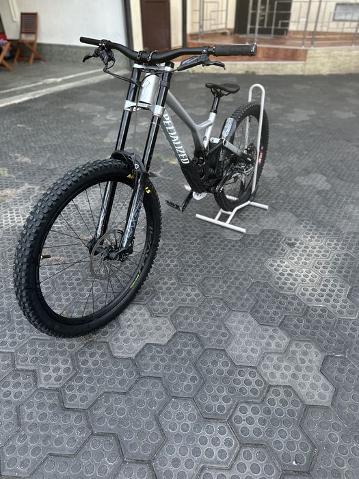 Bicicleta downhill specialized demo expert 2022