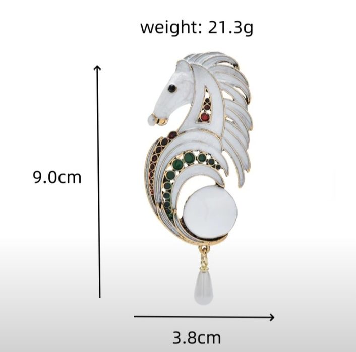 Брошь-символ 2026 года.