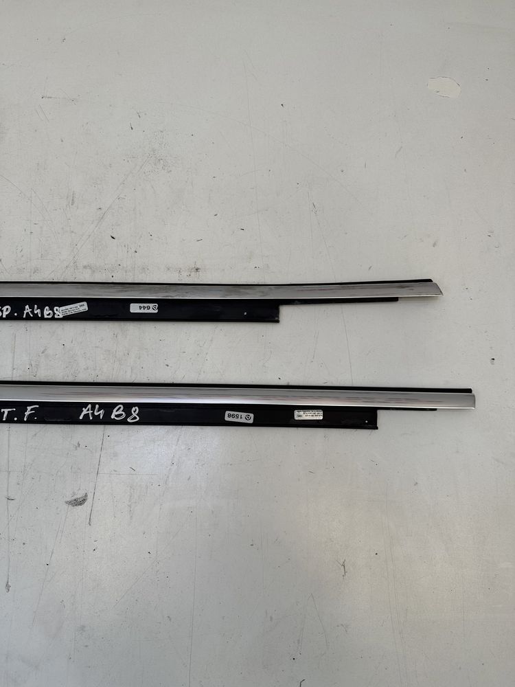 Bandouri bandou usa portiera stânga fata spate Audi A4 B8 8K Break