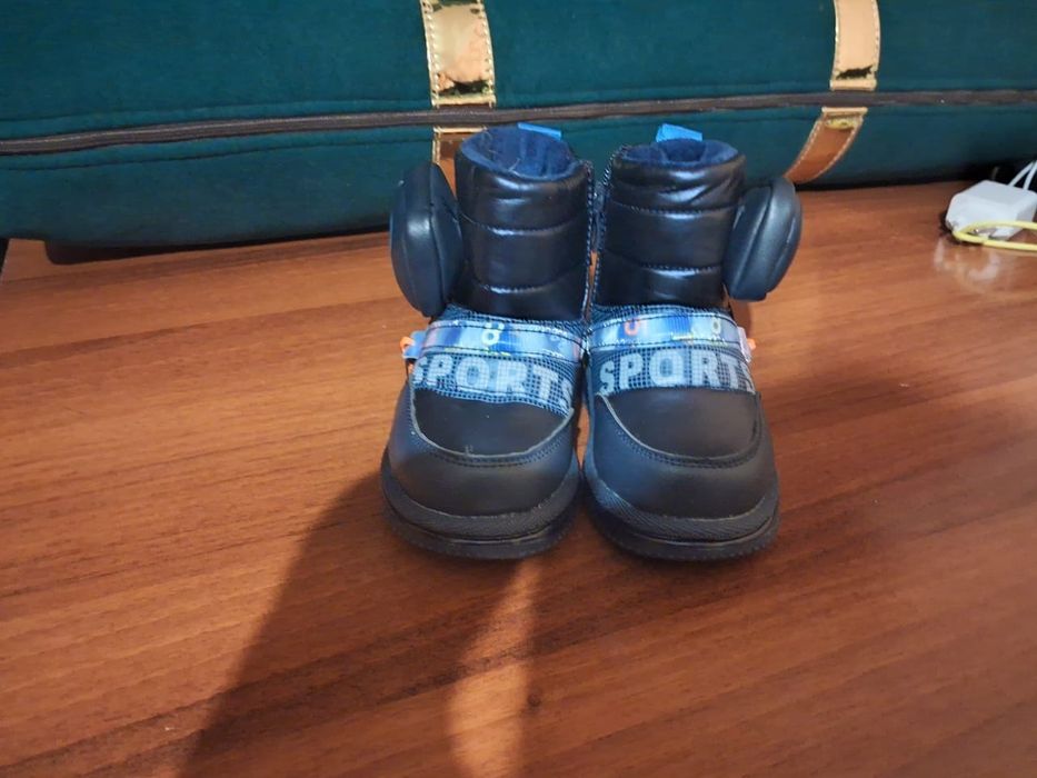 Зимняя детская обувь