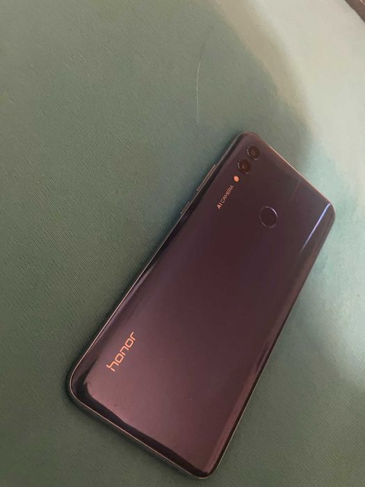 Продавам Телефон Honor 10 Lite