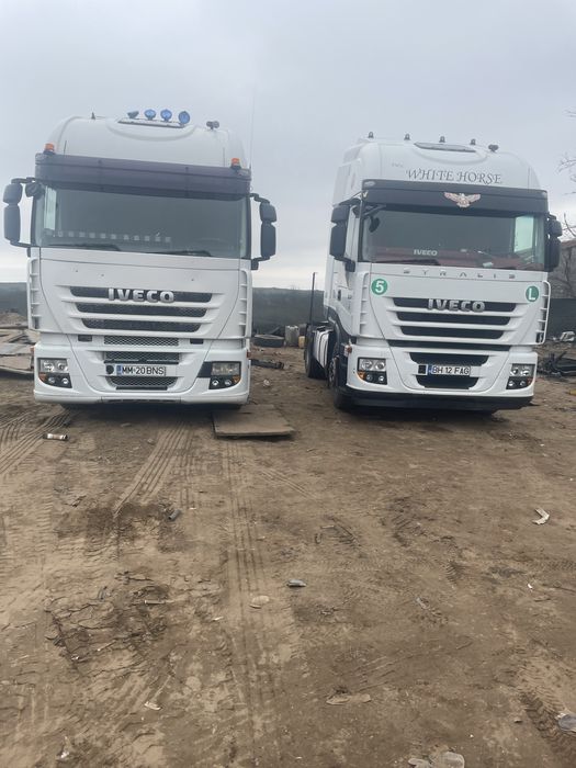 Dezmembrez camioane iveco