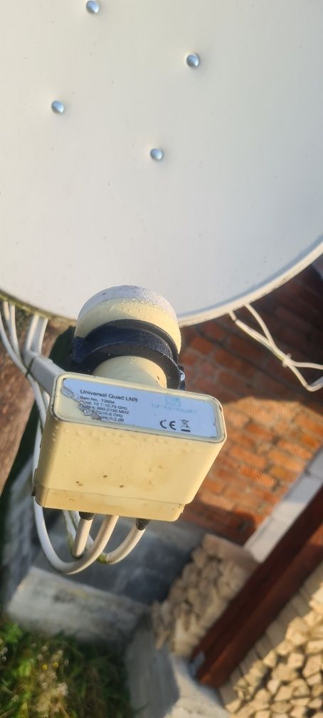 Antena parabolica Digi LNB