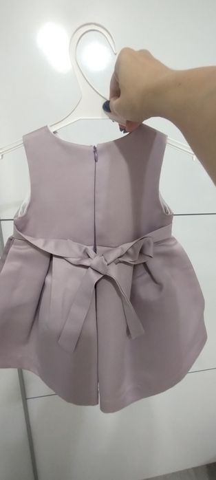 Официална бебешка рокля подходящ за първи рожден ден