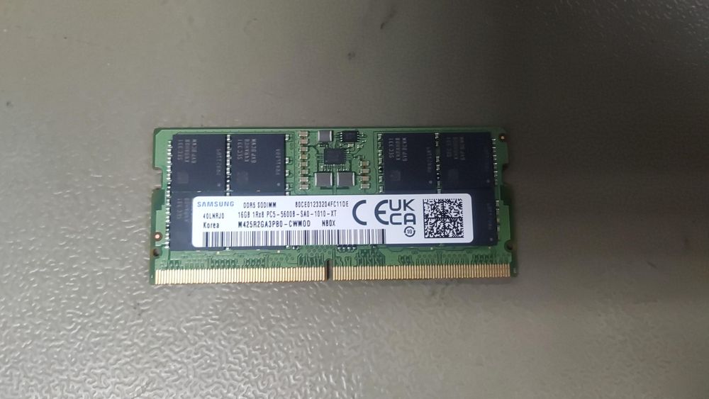 Опертивная память Samsung DDR5  16Gb