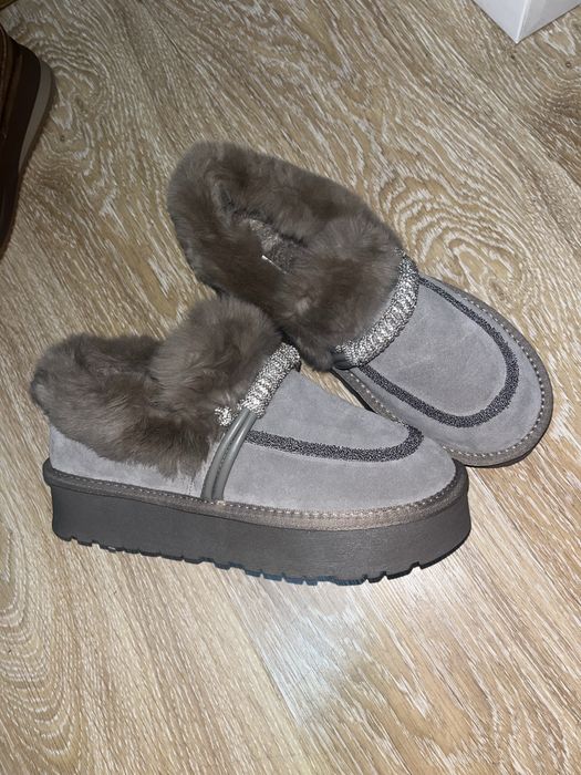 женские сапоги новые