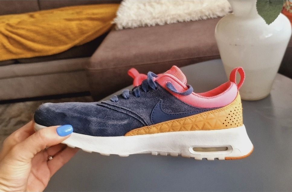 Дамски маратонки Nike 39 номер