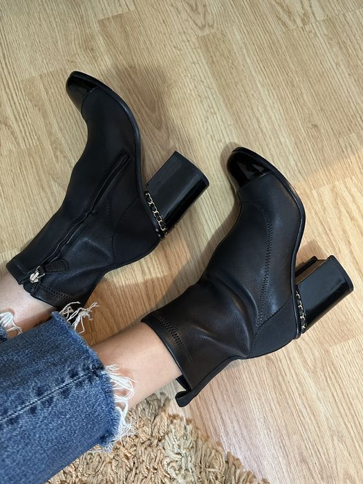 Botine Chanel negre