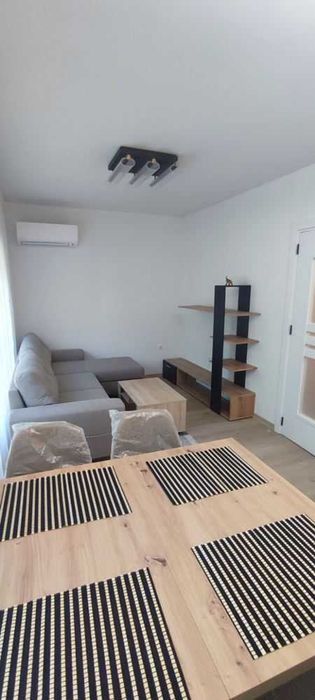 Дава се под наем Двустаен апартамент в Пловдив, Център - 60 кв.м за 450 € - Снимка #2