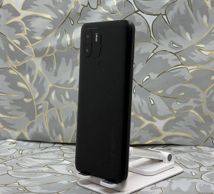 Redmi A2+ 4×64 ishlatilgan karobka dokument bilan