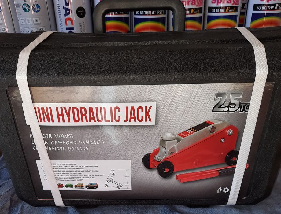 Продам Домкраты новые
