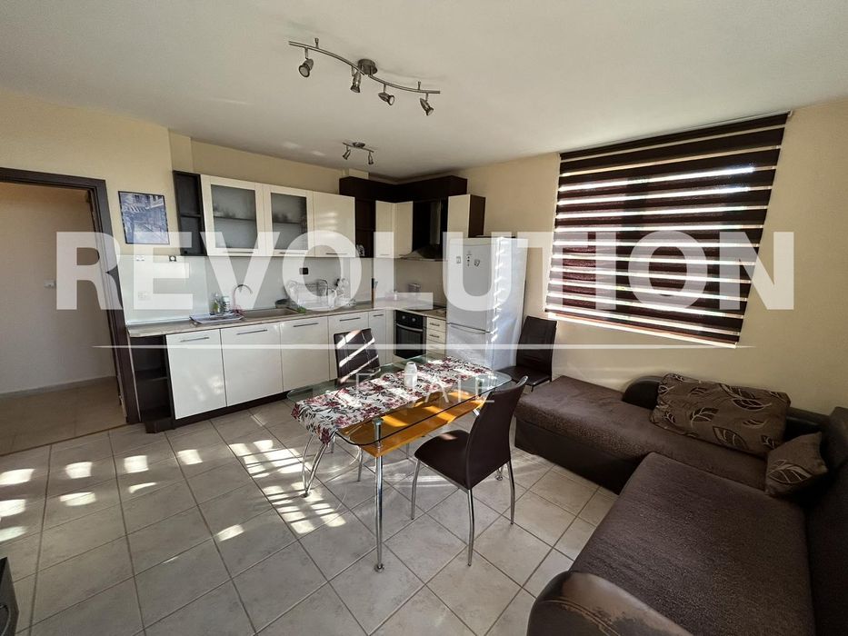 Дава се под наем Двустаен апартамент в Варна, Аспарухово - 75 кв.м за 400 € - Снимка #1