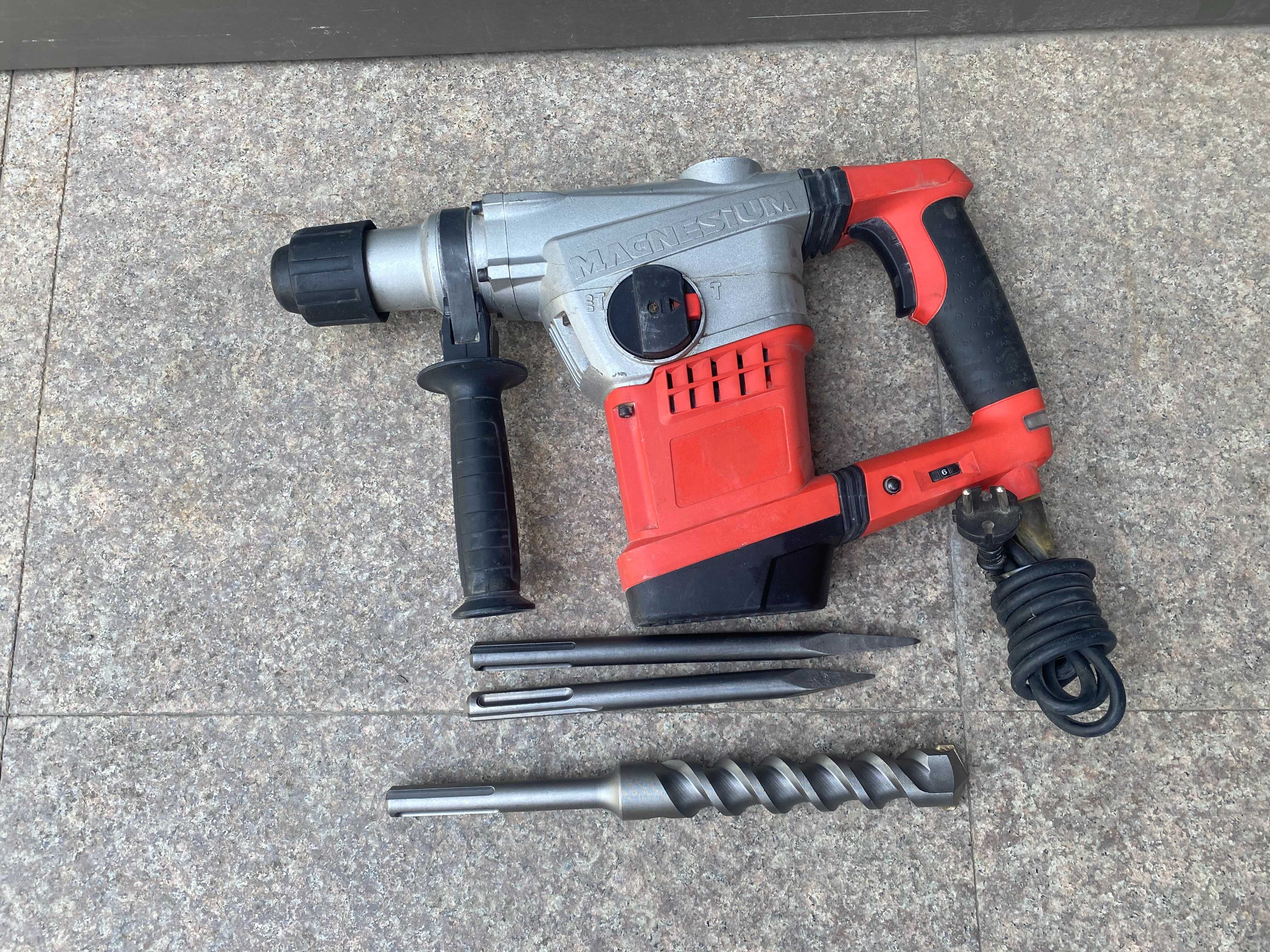 Перфоратор 1250W 5.6kg 32mm SDS-plus 3.5J RD-HD37/Перфоратор -HD30