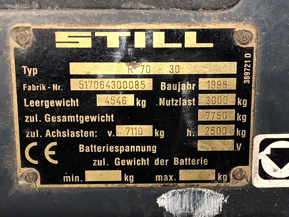 Vând motostivuitor diesel - STILL