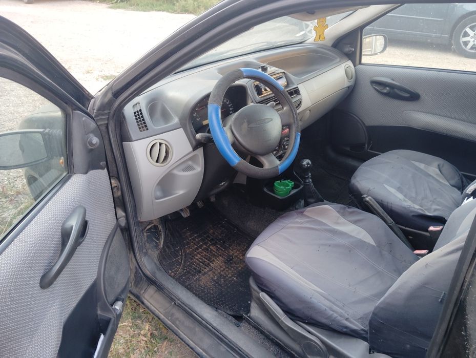 Vând Fiat punto benzină de 1,2