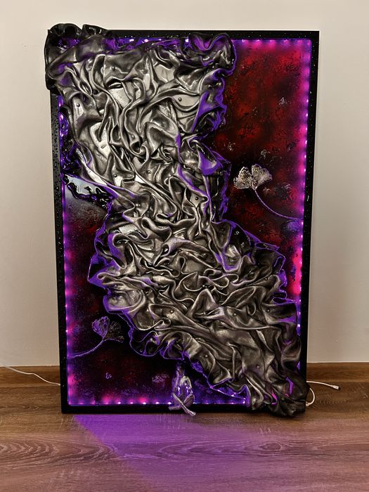 Tablou decorativ unicat - arta abstracta cu texturi metalice si led
