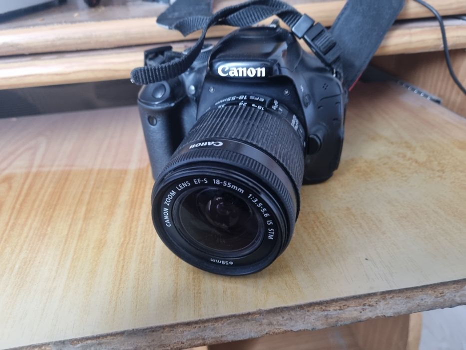 Продам Canon 600D