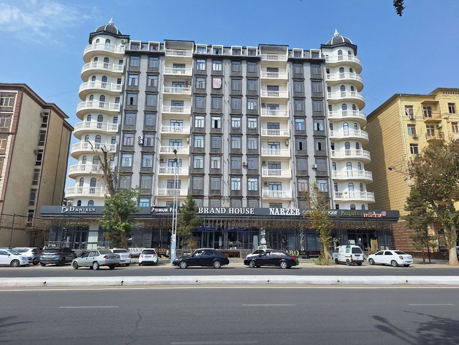 Квартира сотилади