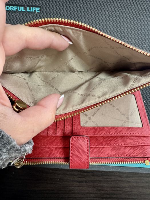 Portofel Michael Kors Rosu nou