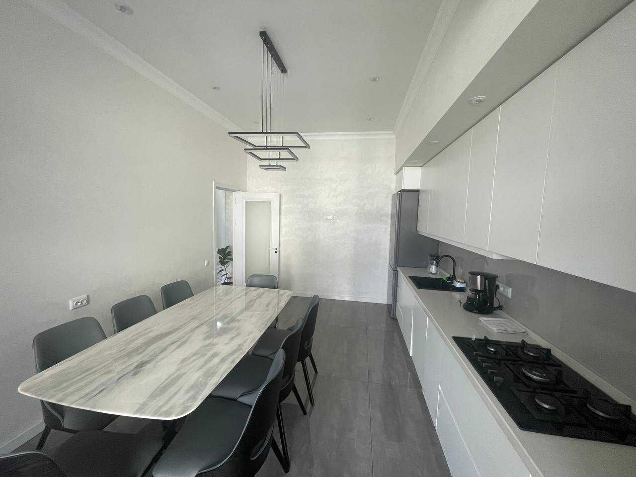 Аренда дом Азербайджанский центр. 140 м², 3.5 сотки. Транспортный