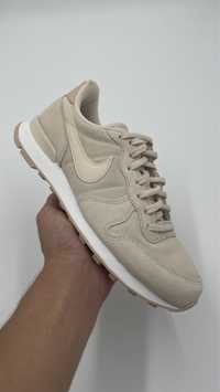 Wmns Nike Internationalist Pearl| 38,5|