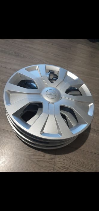 Vand set  4 capace r 16 originale Dacia