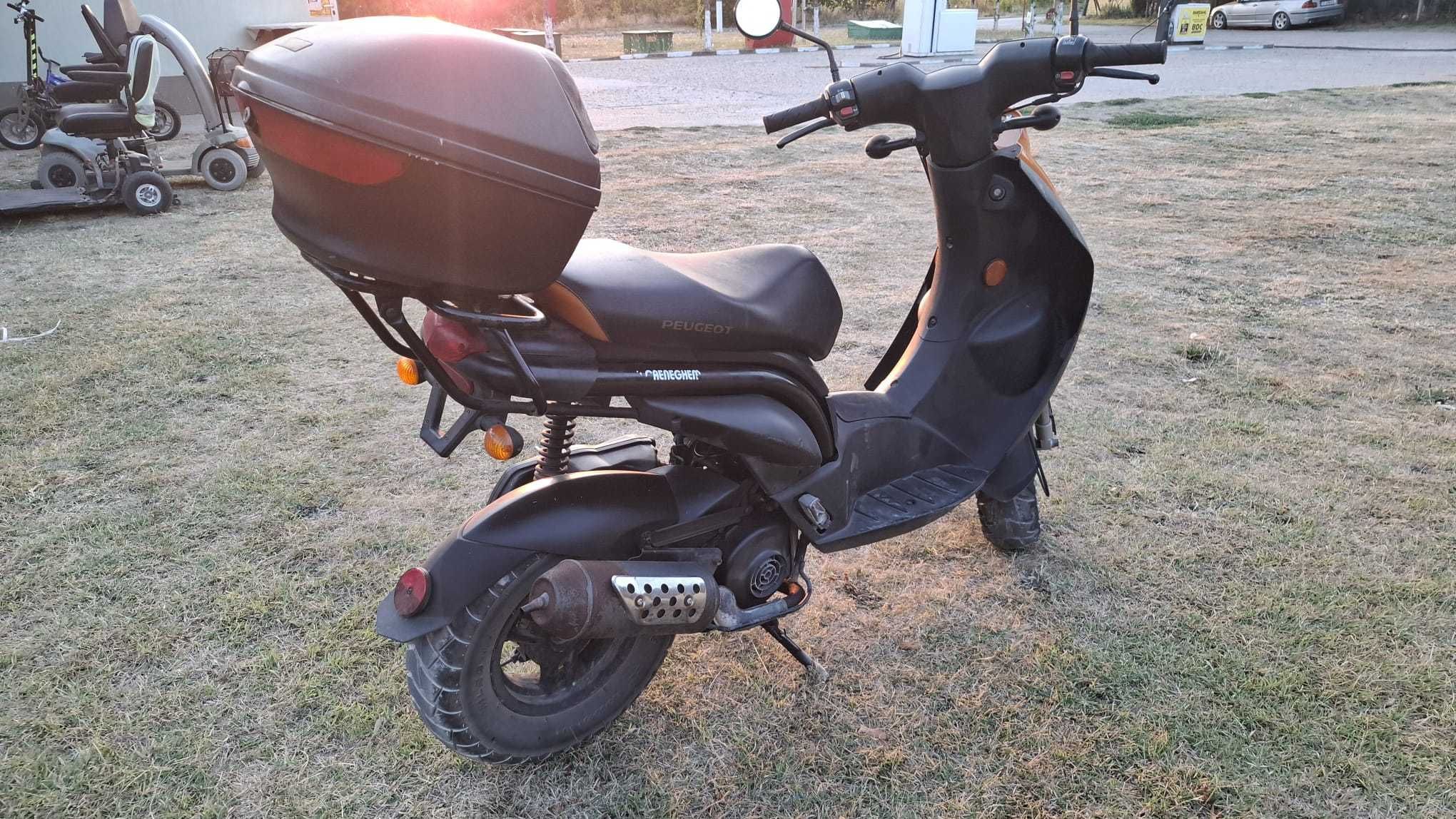 Peugeot Ludix мотоциклет