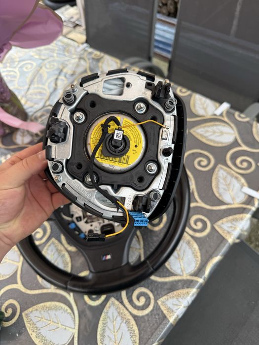 Volan bmw f10 in stare foarte buna