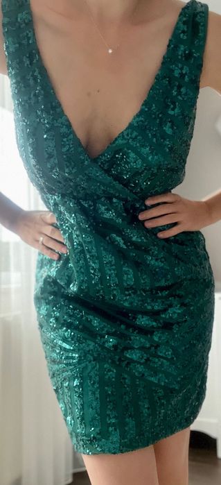 Блестяща, празнична Рокля Vila зелена с пайети - размер С