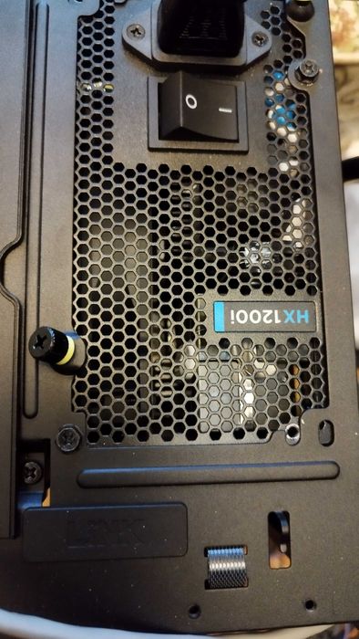 Sursă Corsair HX1200i modelul original, ATX 2.4