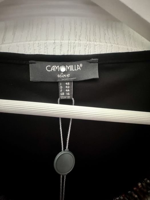 CAMOMILLA ефирна пролетна блузка с подплата и прозрачни ръкави