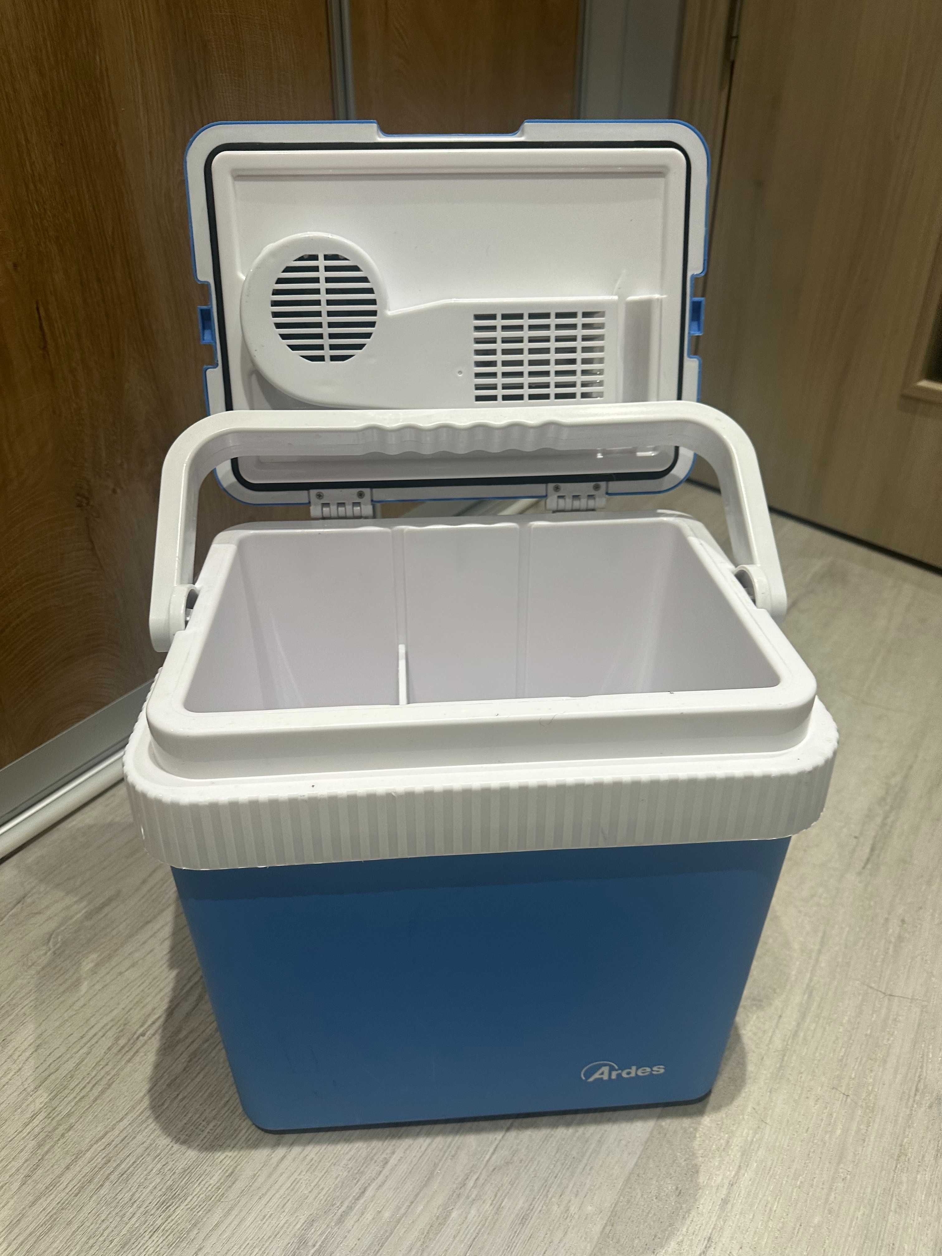 Хладилнa чанта Ardes  - , 28л, 12V-220V топло  студено
