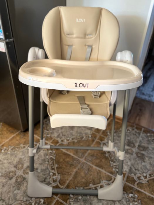 Детский стульчик для кормления