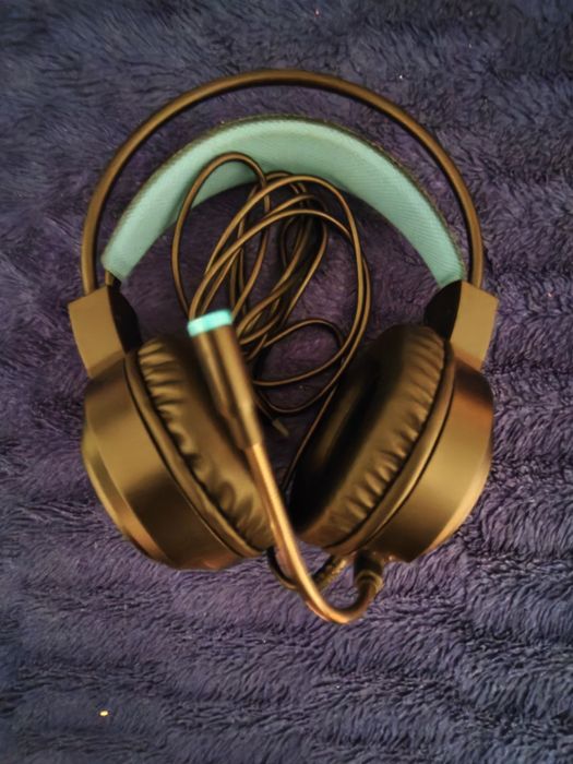 Продам наушники ...