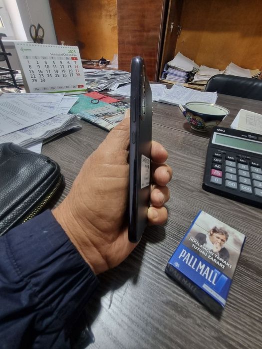 Samsung  S 22 plus  8 / 256     ВЕЬТНАМ холати   ута гузал 2-симкарта