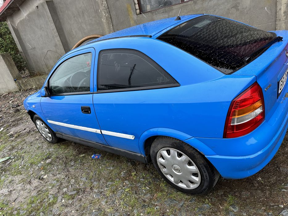 Ambreiaj opel astra g 1.6 8v 2001
