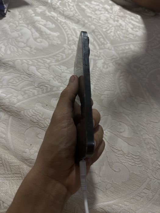 Vand IPhone 13 Pro Max pt piese