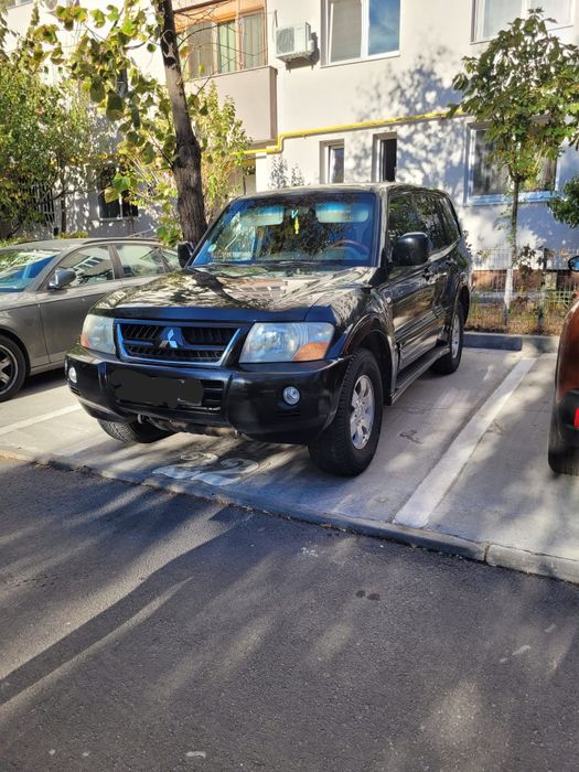 Vand Mitsubishi Pajero Mk3 3.2 automat 7 loc. fara fiscal, acte valab.
