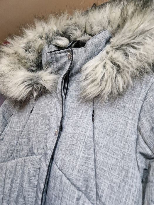Geaca iarnă călduroasă.