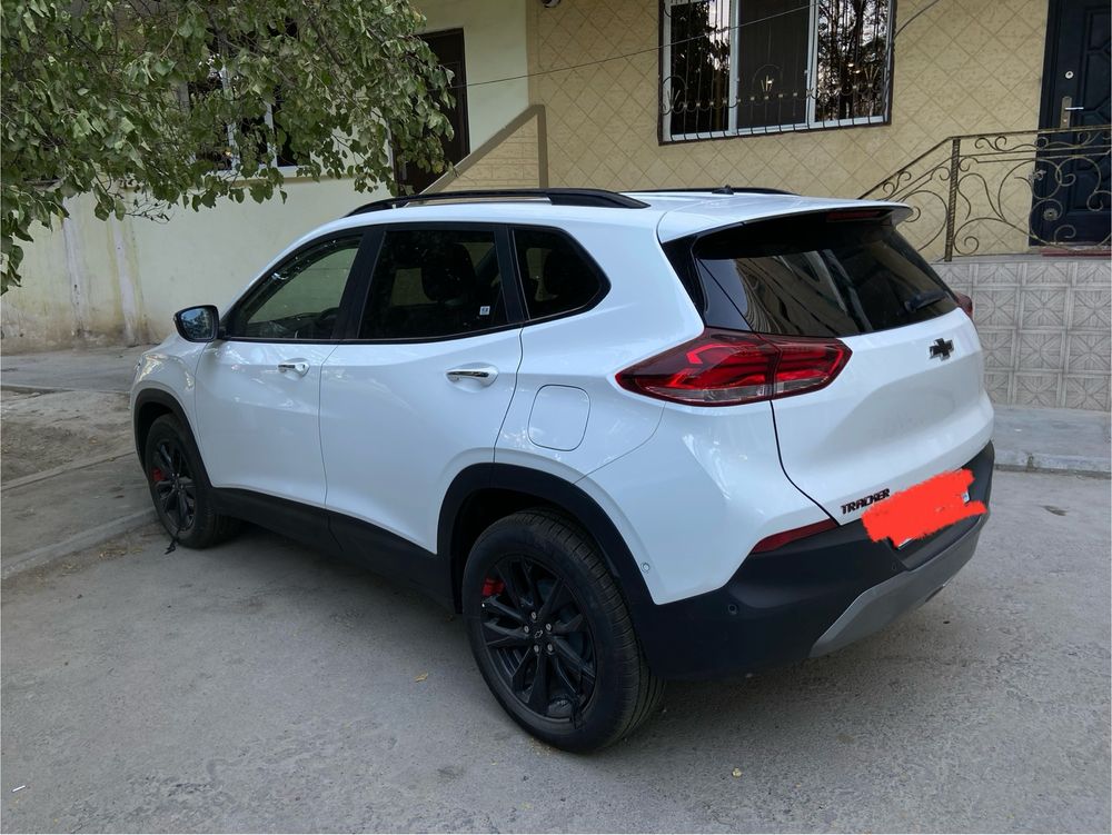 tracker redline 2024