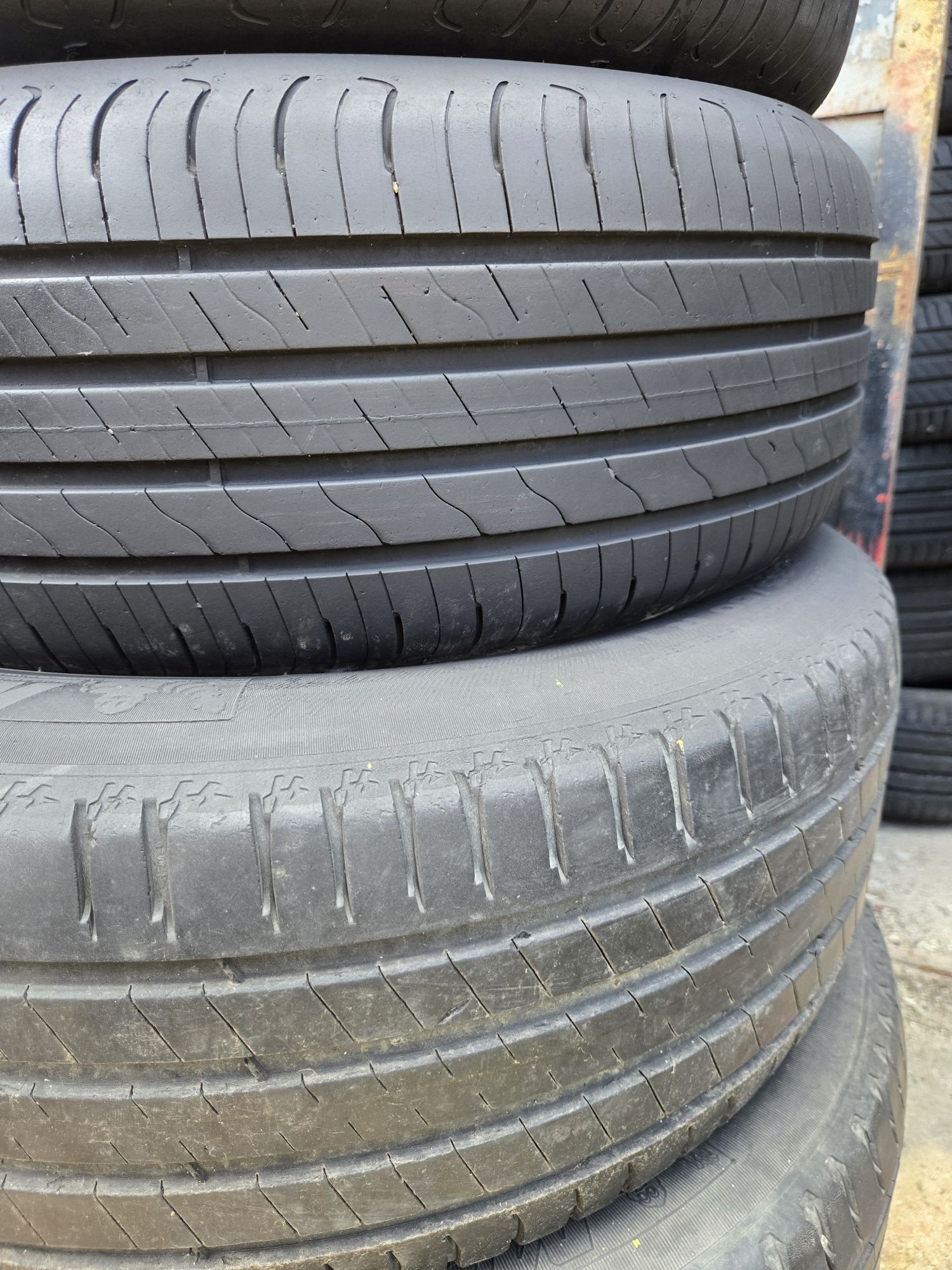 2бр. 215 55 17 Goodyear летни.