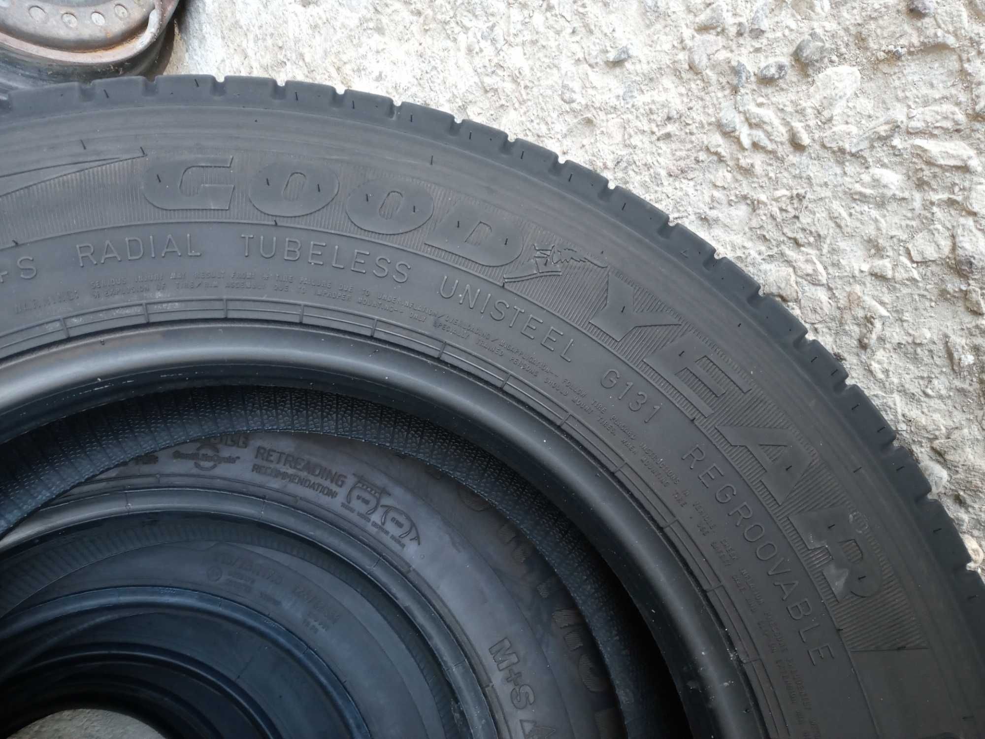 2 тежкотоварни гуми R17.5 205/75 Goodyear Regional RHD2 124/122M M+S