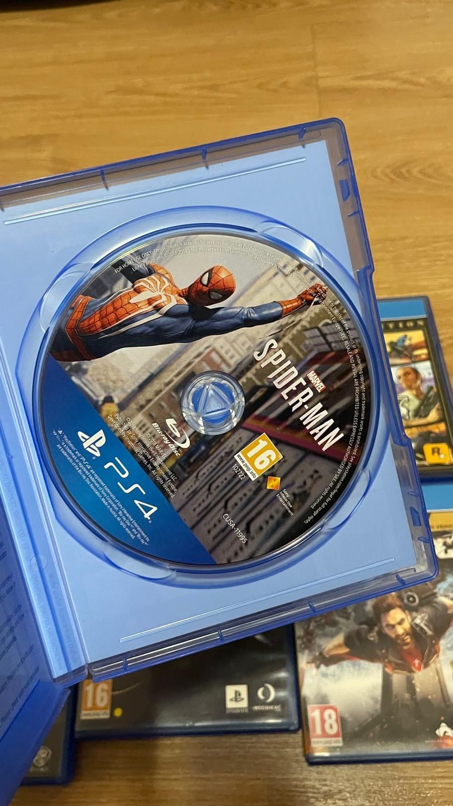 Transport GRATUIT - Pachet Joc PS4 ( PlayStation 4) GTA