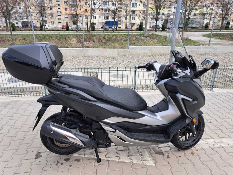 Vand Scuter Honda Forzza 300 cc